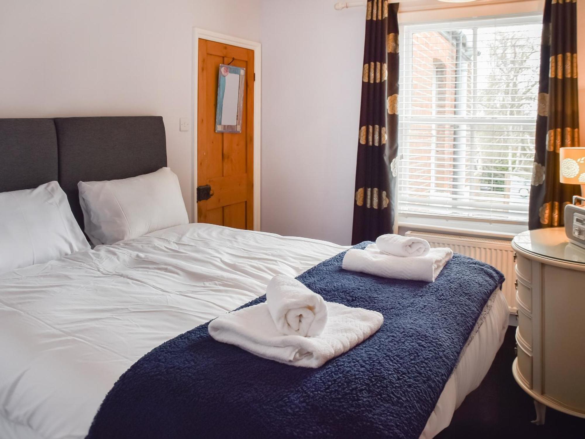 Fuchsia Cottage Sea Palling Bagian luar foto