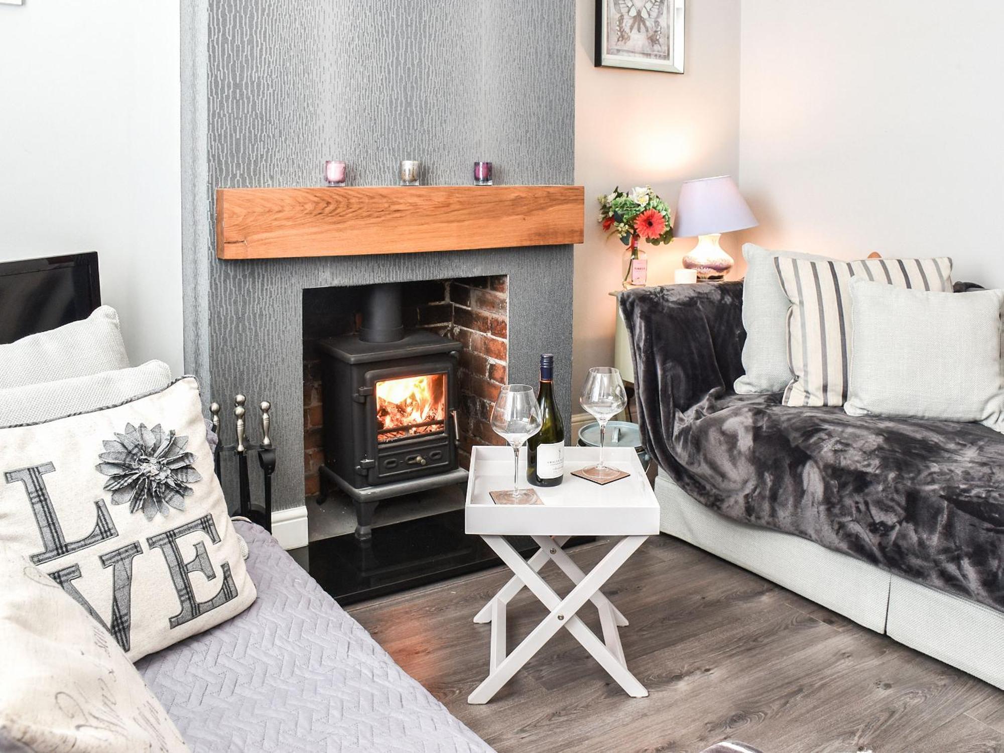 Fuchsia Cottage Sea Palling Bagian luar foto